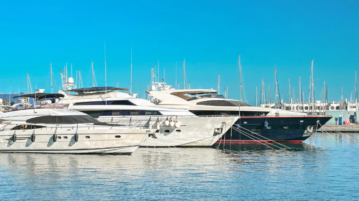 Yacht